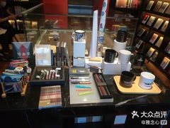 -思南书局(复兴中路店)