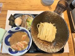 -怡己·三ツ矢堂日式料理(海伦店)