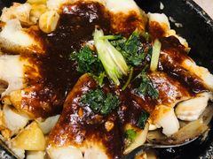 石锅碟鱼肉-宏达宴老菜馆(群力第四大道店)