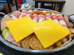 -豚妈妈汤饭·部队锅(南京东路店)