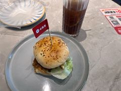 -必胜客(济微路店)