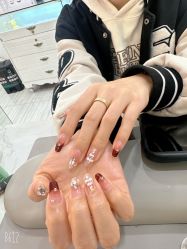-雅洁美甲美睫