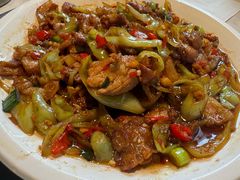 白辣椒炒肉-邵老爹老杭州白斩鸡·家常菜(建国北路店)