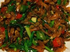 -临江餐馆二楼美食部落