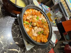 -德林酸菜鱼火锅(南丹店)