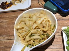 凉皮-平娃三宝烧烤·面食(南小街店)