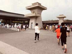 -秦始皇兵马俑博物馆-停车场