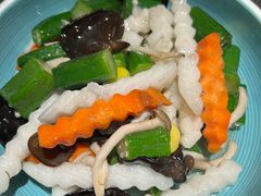 -前海沿·青岛菜(大拇指广场石老人店)