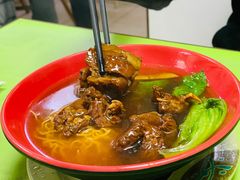 侯柱牛腩面-胜利茶餐室