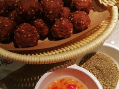 干炸丸子-恰八斗·猛火长沙菜(国贸店)