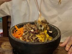 牛肉石锅拌饭-意成料理