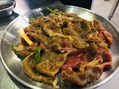 -马路牙子烧烤音乐酒馆(望京店)