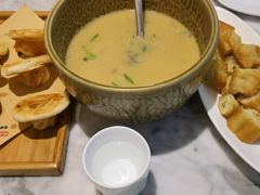 老济南甜沫-闫府私房菜·百年鲁菜(恒隆店)