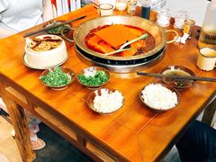 -王婆乔鲜鱼自助火锅(蜀汉路店)