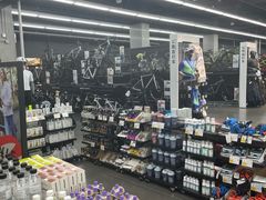 -迪卡侬(越秀公园店)