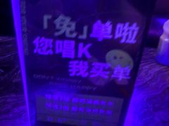 -中航城君尚购物中心