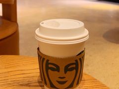 -星巴克臻选(杭州嘉里中心1F店)