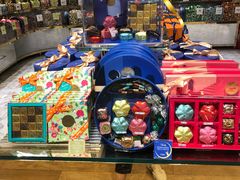 -VENCHI 闻绮(北京国贸商城店)