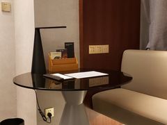 -上海龙之梦万丽酒店