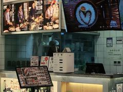 -黑白电视长沙小吃(悦汇城店)