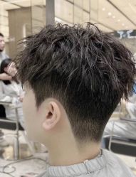 -茶发Salon·烫发染发理发