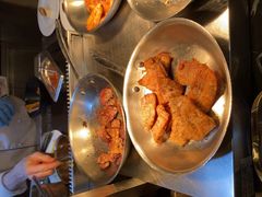 -广州万富希尔顿酒店·感趣自助餐厅·金秋蟹宴生蚝海鲜刺身