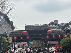 -磁器口古镇