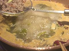 -洱火云南酸菜牛肉火锅(石景山当代商城店)