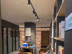 -魔方城市书房(中街益田店)