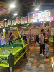 -卡通尼乐园(天一广场店)