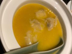 酸汤蝤蠓馄饨-成隆行·蟹王府(九江路店)