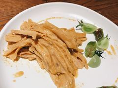 芥末鸭掌-小大董·烤鸭(王府井apm店)