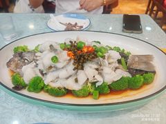 -六和聚传统烤鸭.天津菜(和平店)