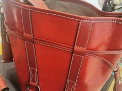 -爱革·奢品·鞋包·衣物·家居(金桥国际商业广场店)