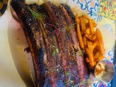 -LESCEDARS Brasserie Bistro香柏树