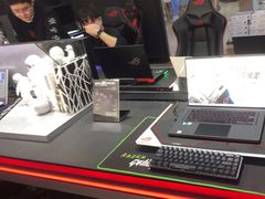 -ROG玩家国度(烟台众诚店)