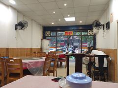大堂-洪霞餐馆