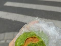 咸蛋黄肉松青团-沈大成(城隍庙店)