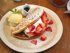 -ROAST coffee & eatery