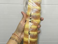 -蓝小轩蛋糕·面包(趣春店)