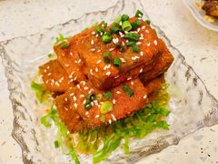 火山豆腐-白仁仔· 活烤海鲜 宵夜(豫园店)