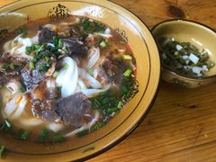 -肇兴特色牛肉粉