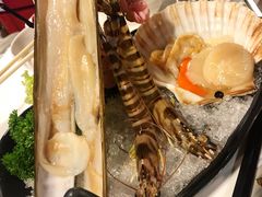 -鲜入围煮花胶鸡海鲜火锅