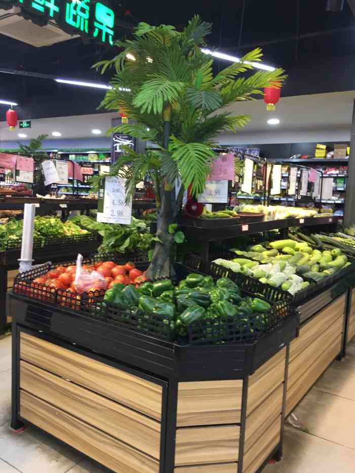 万盛超市(山腰店)-"山腰街的万盛超市的东西不会贵,水果挺便宜.