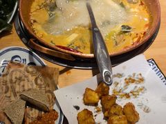 -洱火云南酸菜牛肉火锅(石景山当代商城店)