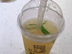 -江渔儿酸菜鱼(奥园广场金发购物中心店)
