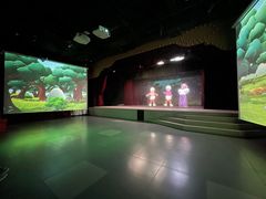 -彩色熊猫剧场