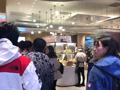 等位区-奈雪的茶(湖滨银泰in77C区PRO店)