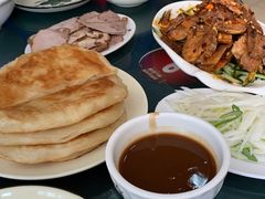 -李连贵酒家熏肉大饼(昆明街店)