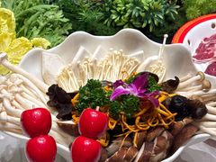-南门四季铜锅涮肉(左家庄店)
